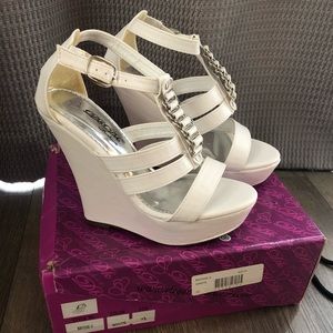 White wedges, worn once, size 7 1/2 women’s